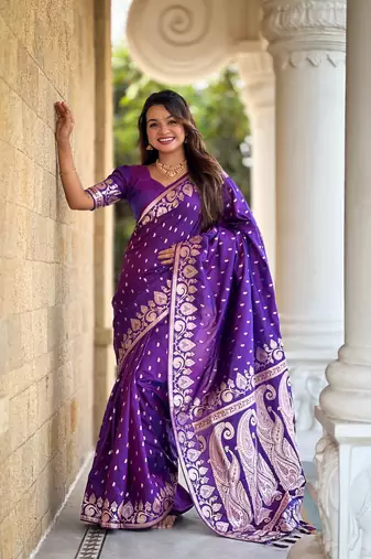 Soft art Silk Blend saree with zari weaving meenakari design