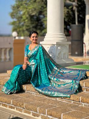 Soft art Silk Blend saree with zari weaving meenakari design 4