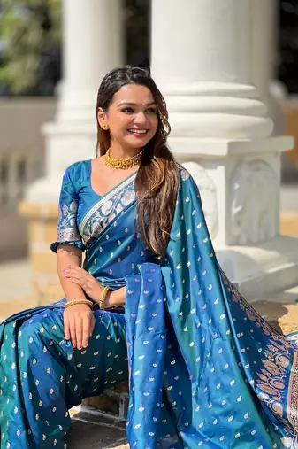Soft art Silk Blend saree with zari weaving meenakari design
