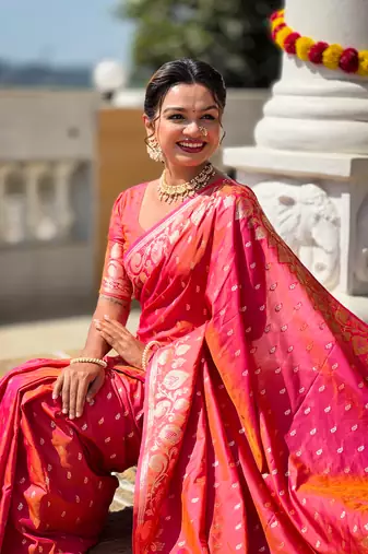 Soft art Silk Blend saree with zari weaving meenakari design
