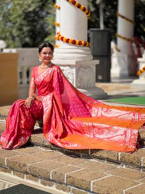 Soft art Silk Blend saree with zari weaving meenakari design 4