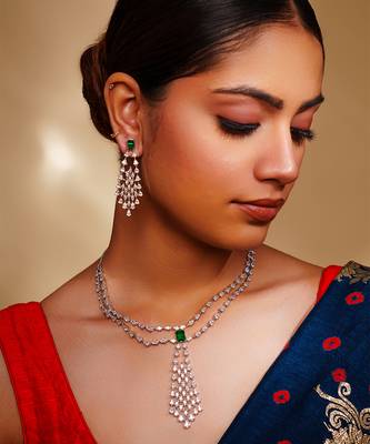 Green diamond white finish necklace set 1
