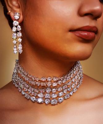 White diamond white finish necklace set 4