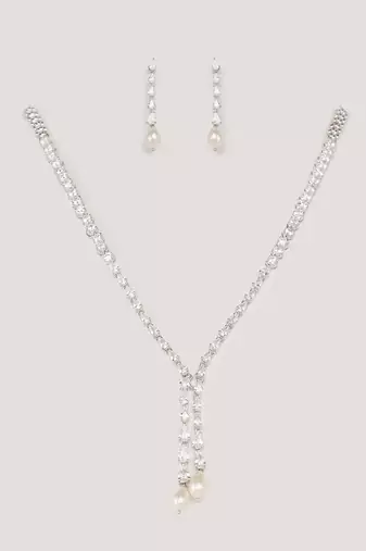 White diamond white finish necklace set