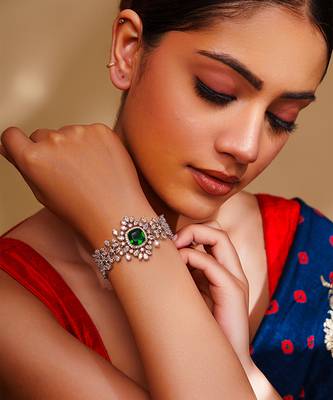 Green diamond white finish bracelet 1