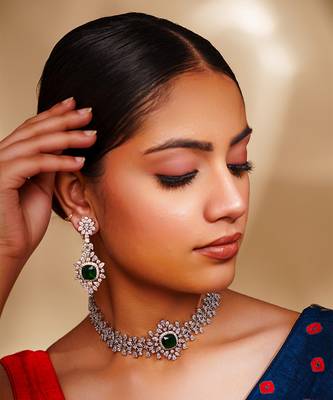 Green diamond white finish necklace set 1