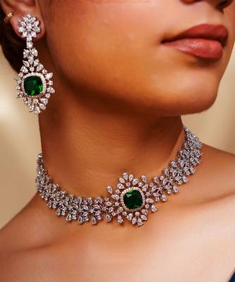 Green diamond white finish necklace set 2
