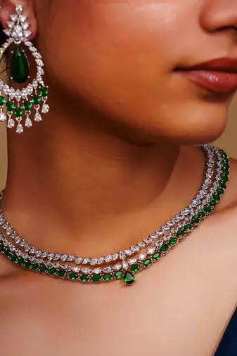 Green diamond white finish necklace set