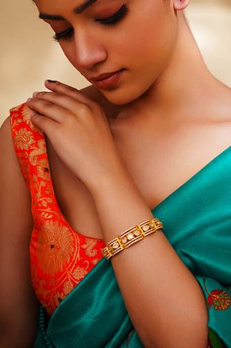 Classy and stylish moissanite bracelet