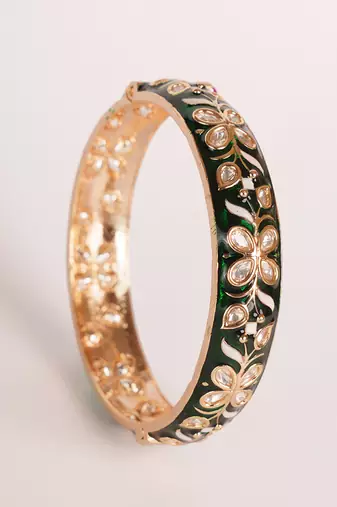 Green kundan polki gold finish bangle