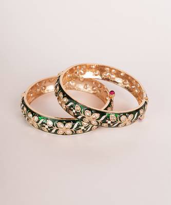 Green kundan polki gold finish bangle 3