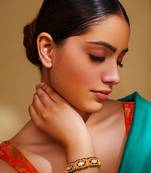 Classy and stylish moissanite bracelet