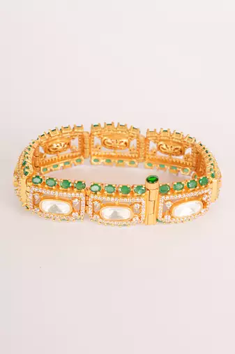 Classy and stylish moissanite bracelet
