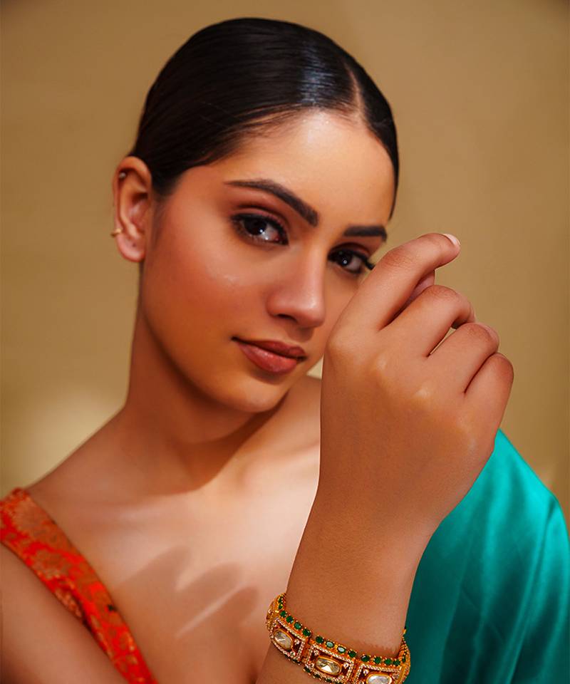 Classy and stylish moissanite bracelet