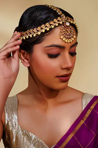 Gold kundan polki two tone finish mathapatti