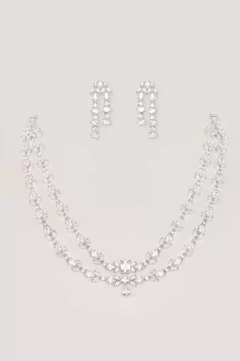Elegant and classy 2 line diamond necklace set