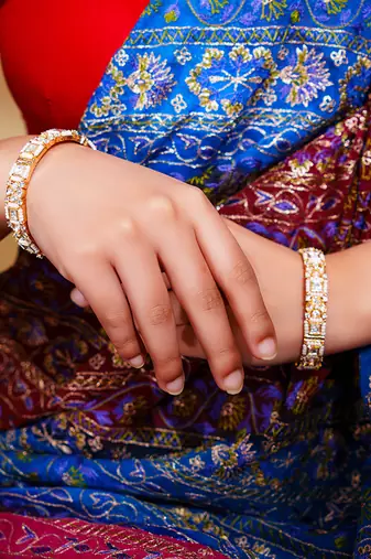 Gold kundan polki gold finish bangle