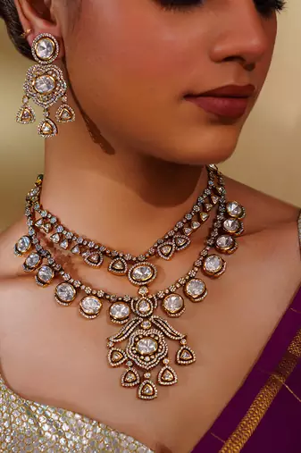 Bold and dramatic2- line kundan necklace with earrings