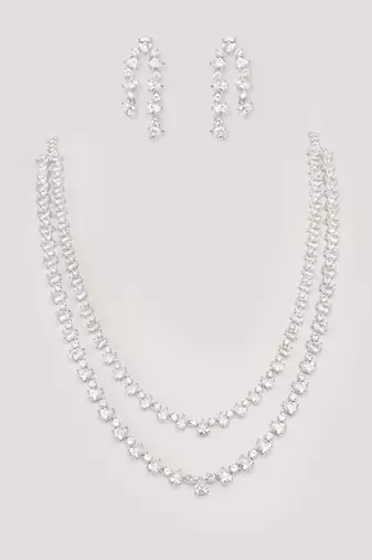 Elegant and classy 2 line diamond necklace set