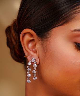 Elegant and classy 2 line diamond necklace set 3