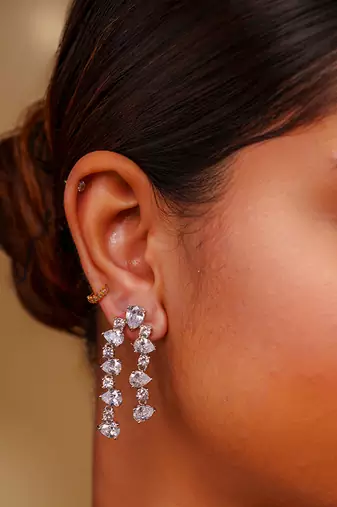 Elegant and classy 2 line diamond necklace set