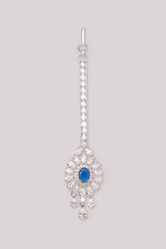 Elegant and stunning diamond maangtikka