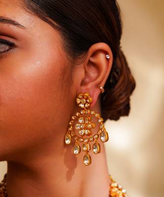 Bold and dramatic 2-line moissanite necklace set with earrings 3