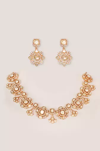 Dramatic and stylish moissanite set with matching earrings