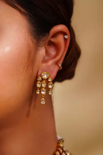 Dramatic and stylish moissanite set with matching earrings