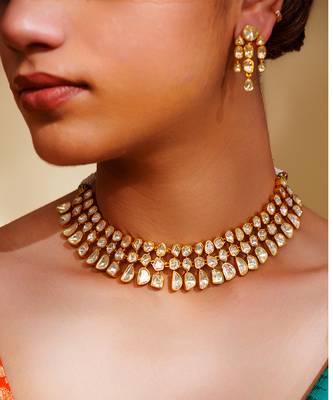 Dramatic and stylish moissanite set with matching earrings 4