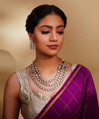 Bold and dramatic 3- line kundan necklace with earrings 1