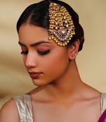 Elegant and classy kundan polki passa with pearls