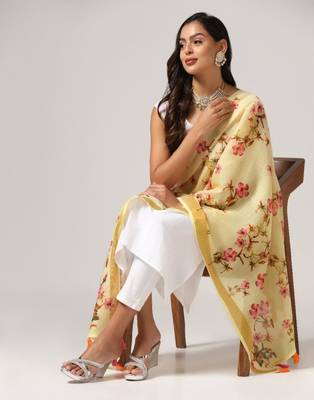 Wevon Jari Border With Digital Printed Yellow Linen Dupatta 3