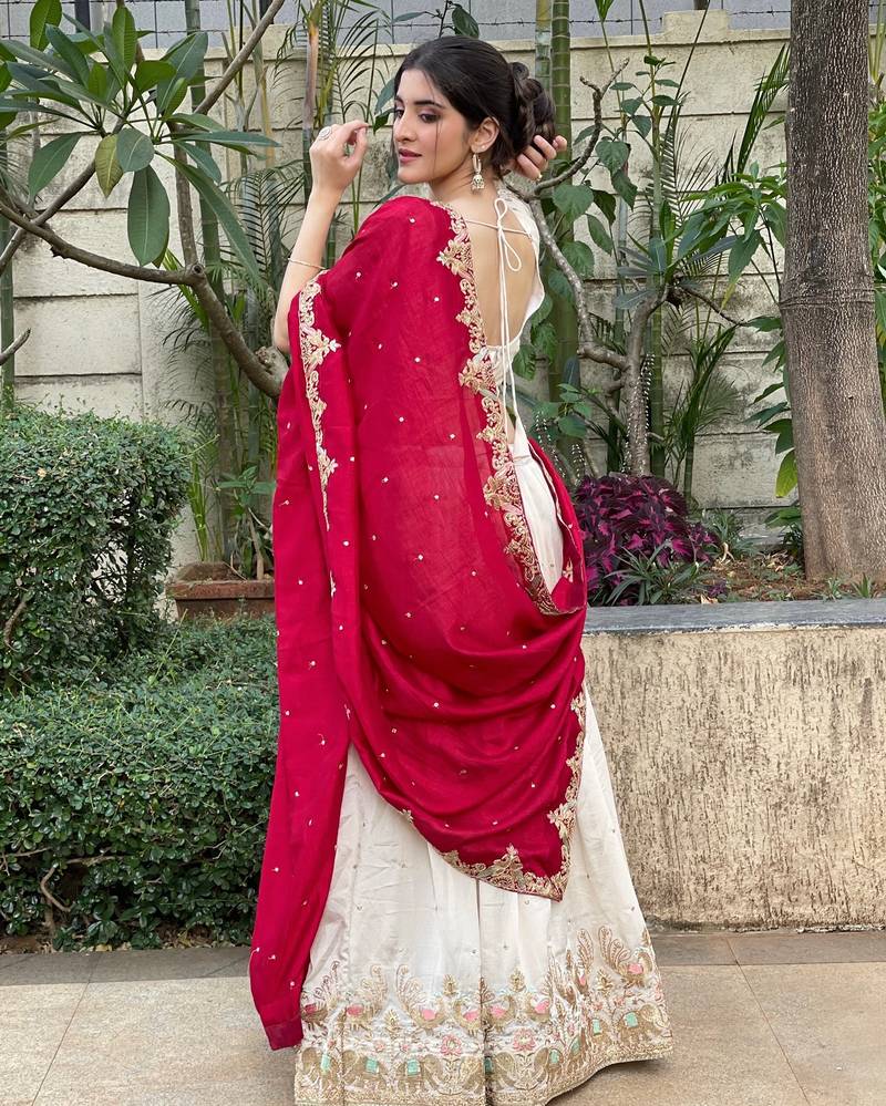 Trendmalls Art silk embroidery sequin work lehenga choli with dupatta for women