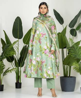 Green chanderi digital printed kurta set 1