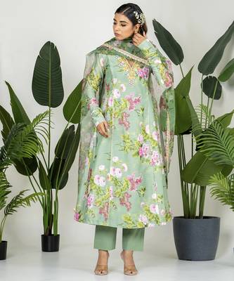 Green chanderi digital printed kurta set 2