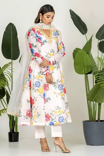 Multi-colored chanderi digital printed kurta set