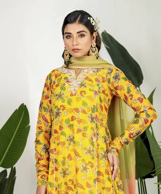 Yellow chanderi digital printed kurta set 2