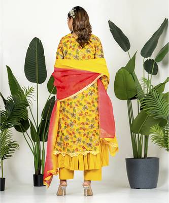 Yellow chanderi digital floral printed kurta set 2