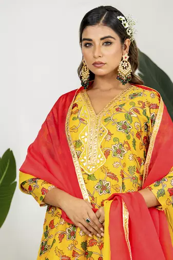 Yellow chanderi digital floral printed kurta set