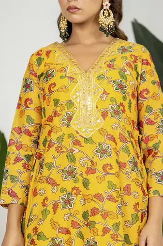 Yellow chanderi digital floral printed kurta set