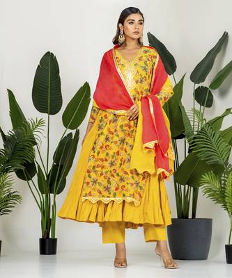 Yellow chanderi digital floral printed kurta set 5