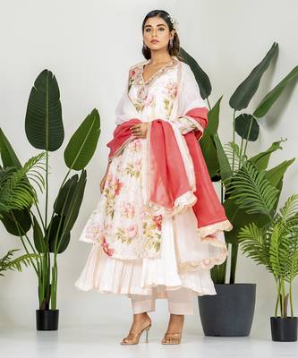 Pastel peach chanderi digital printed kurta set 4