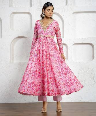 Blush pink floral printed & embroidered anarkali set 3