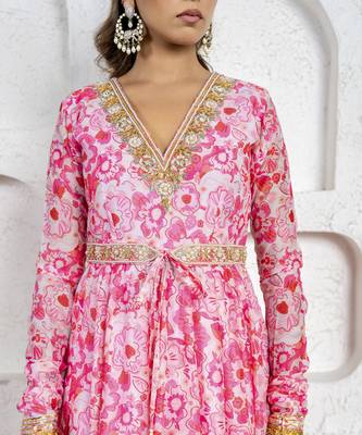 Blush pink floral printed & embroidered anarkali set 5