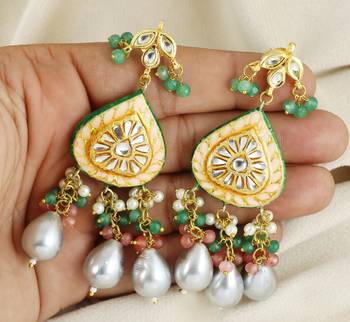 Kundan meenakari jhumka earrings 3