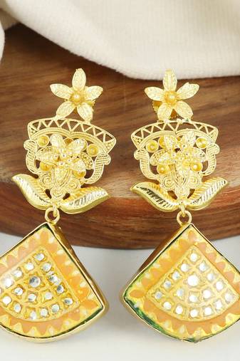 Gold finish flower earrings