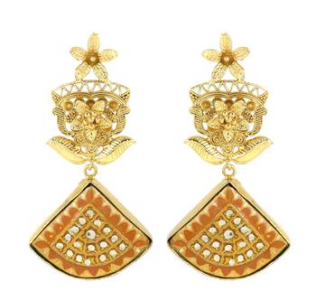 Gold finish flower earrings 2