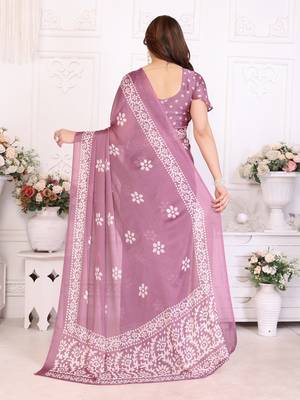 Mauve blocked printed hand batik chiffon georgette saree 3