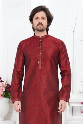 men maroon jacquard silk brocade straight kurta churidar without lining 3